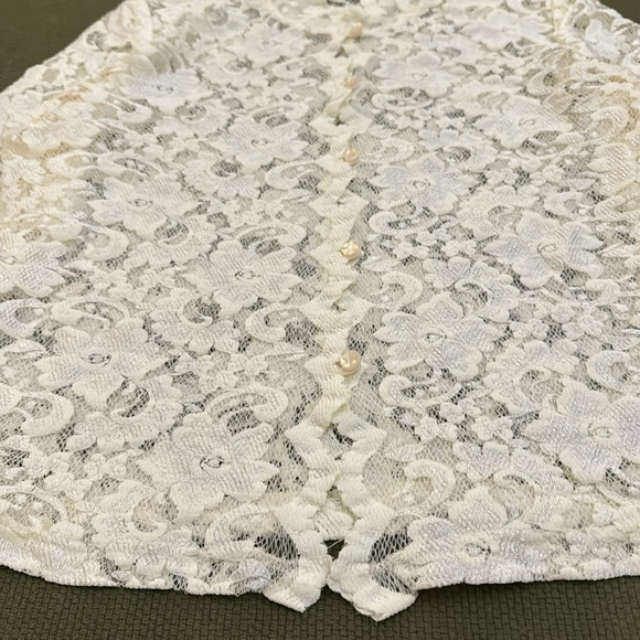 White Lace Mock Neck Button Up Blouse - Picture 4 of 15